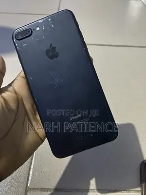 Apple iPhone 7 Plus 32 GB Black