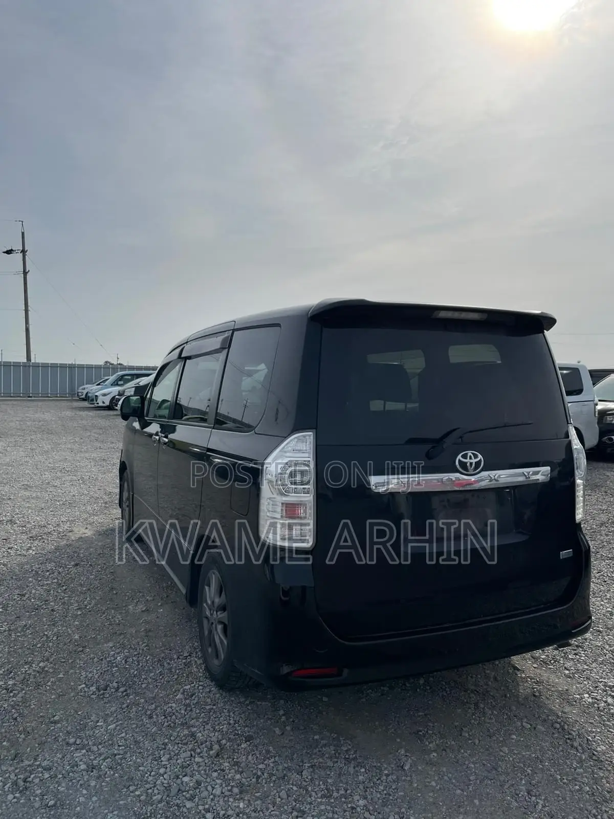 Toyota Voxy ZS 2WD 7-Seater 2013 Black