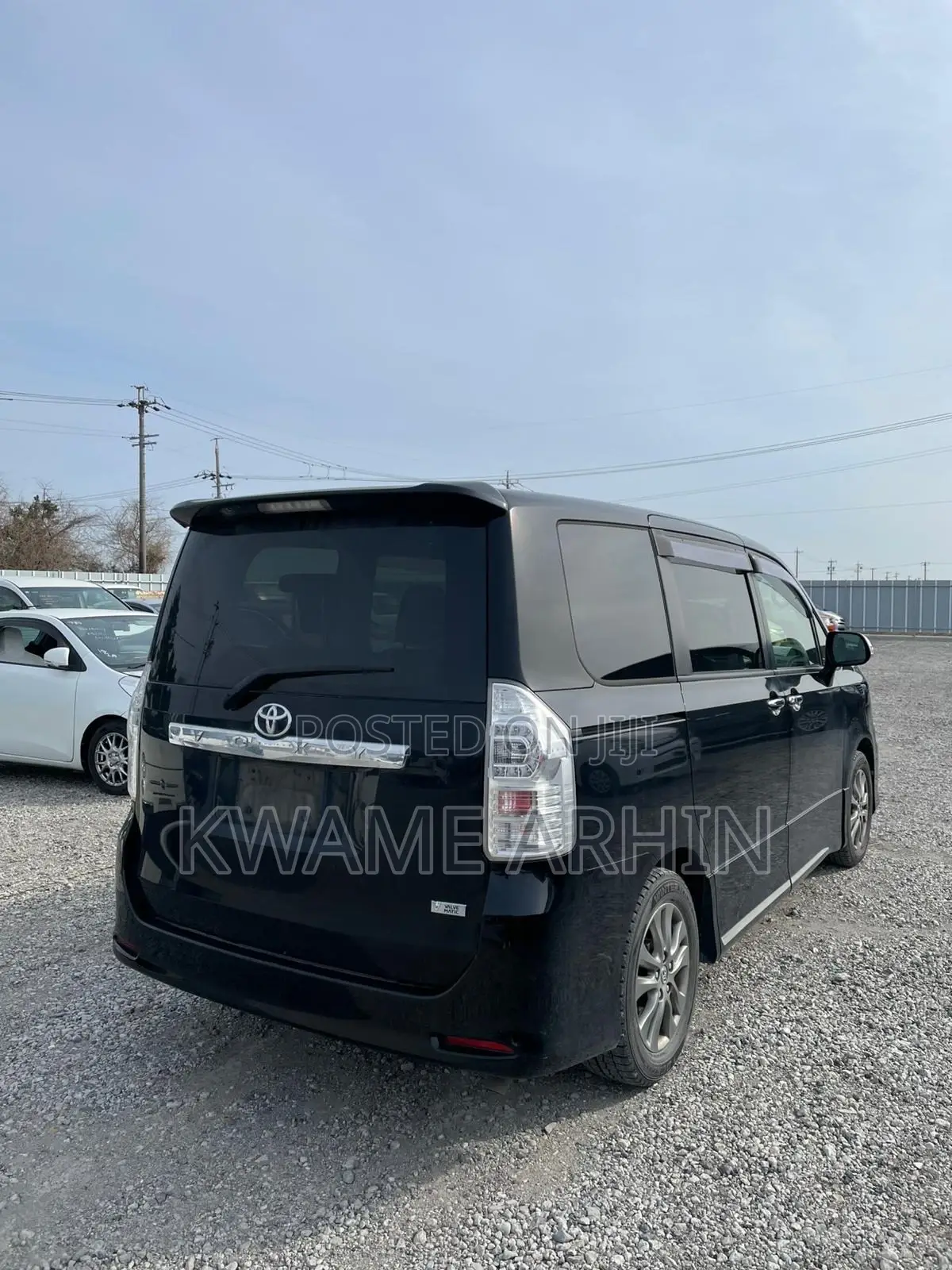 Toyota Voxy ZS 2WD 7-Seater 2013 Black