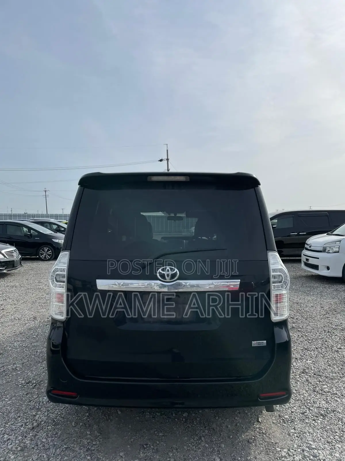 Toyota Voxy ZS 2WD 7-Seater 2013 Black