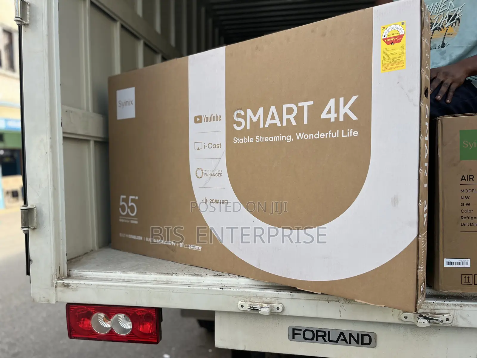 Syinix 55”Smart With I - Cast (Frameless Design )