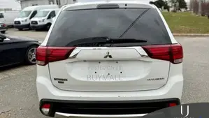 Mitsubishi Outlander 2018 White