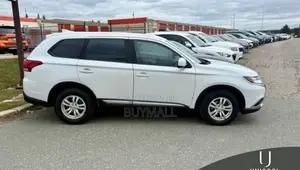 Mitsubishi Outlander 2018 White