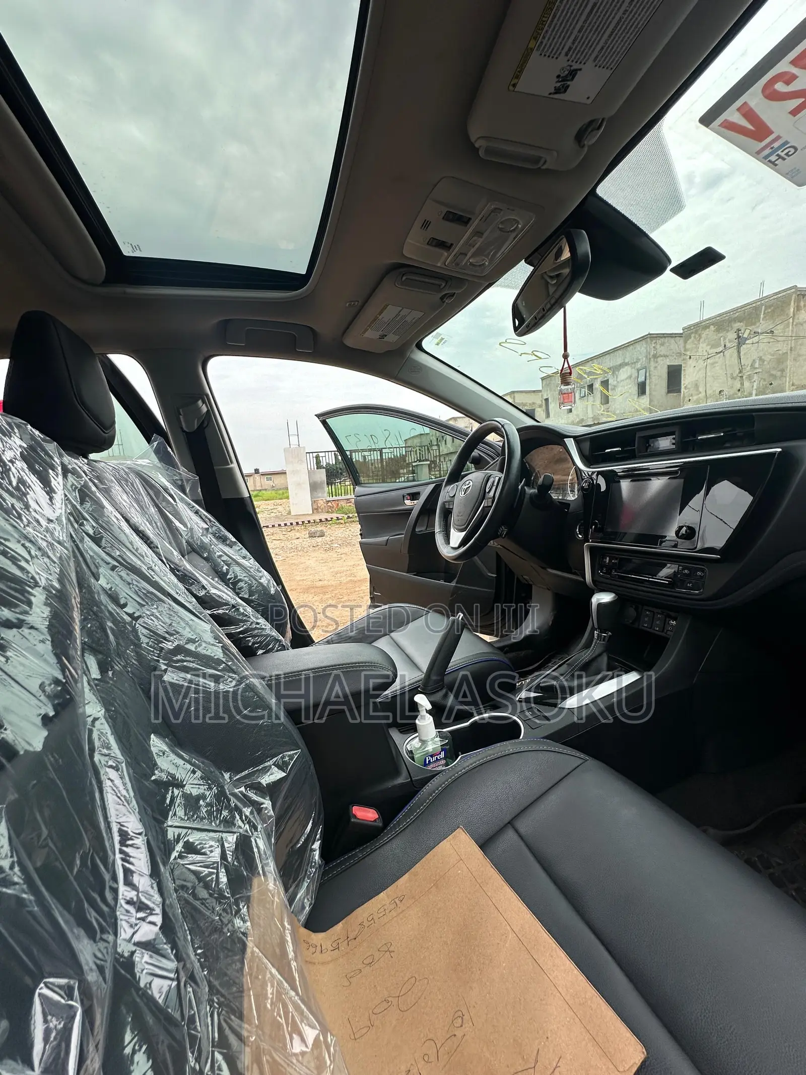 Toyota Corolla XSE (1.8L 4cyl 2A) 2018 Black