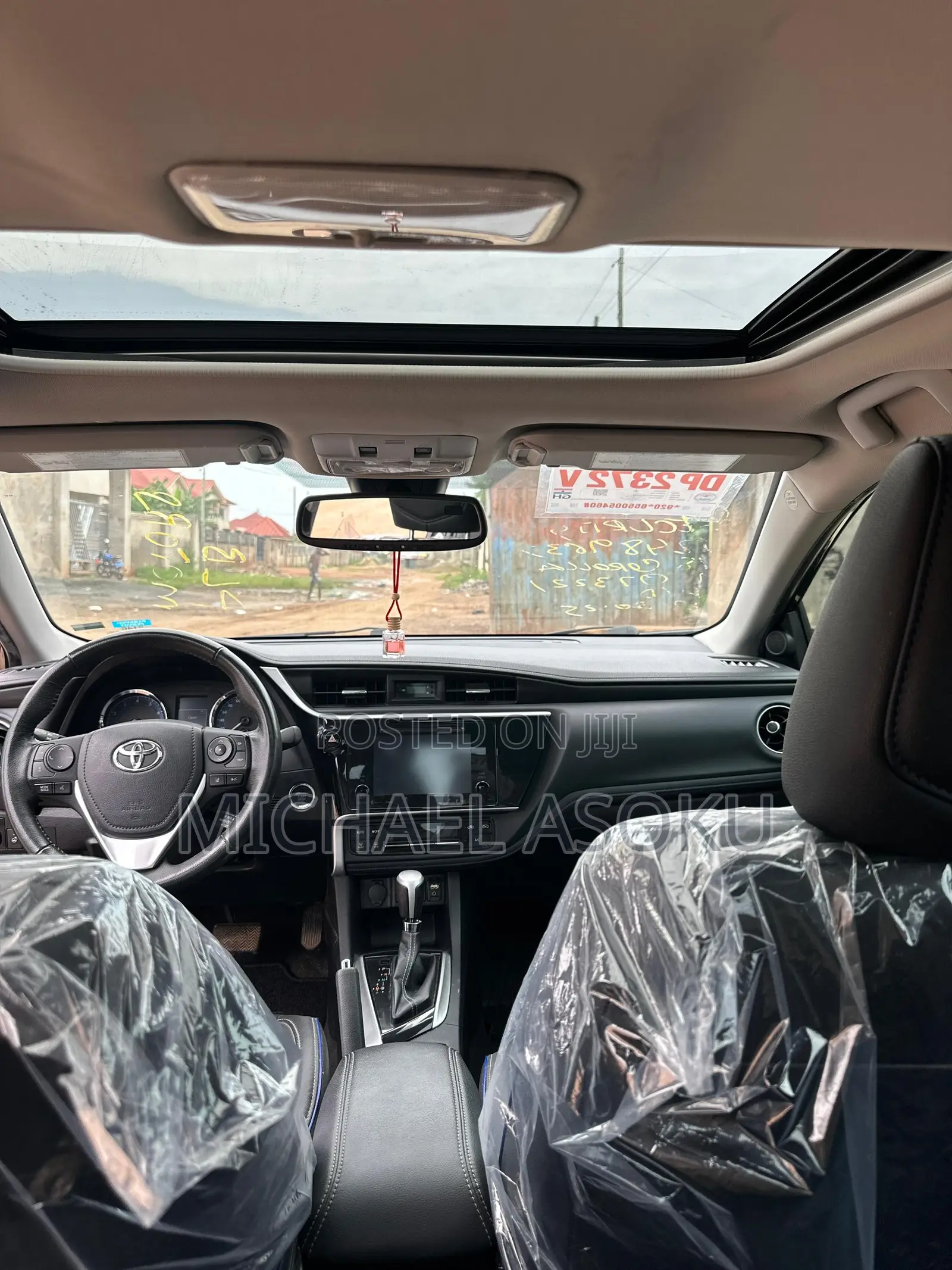 Toyota Corolla XSE (1.8L 4cyl 2A) 2018 Black
