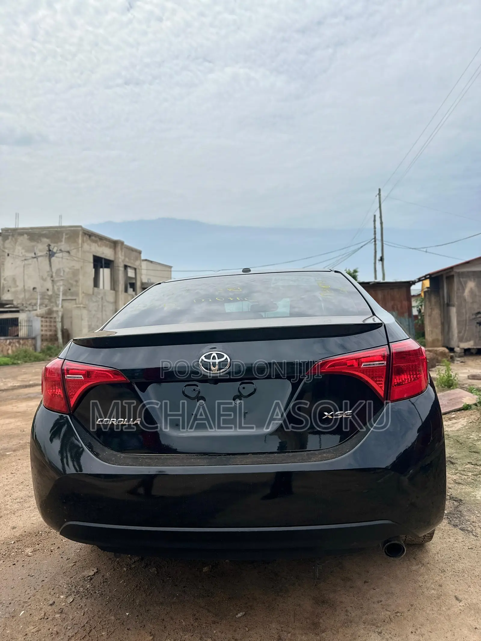 Toyota Corolla XSE (1.8L 4cyl 2A) 2018 Black