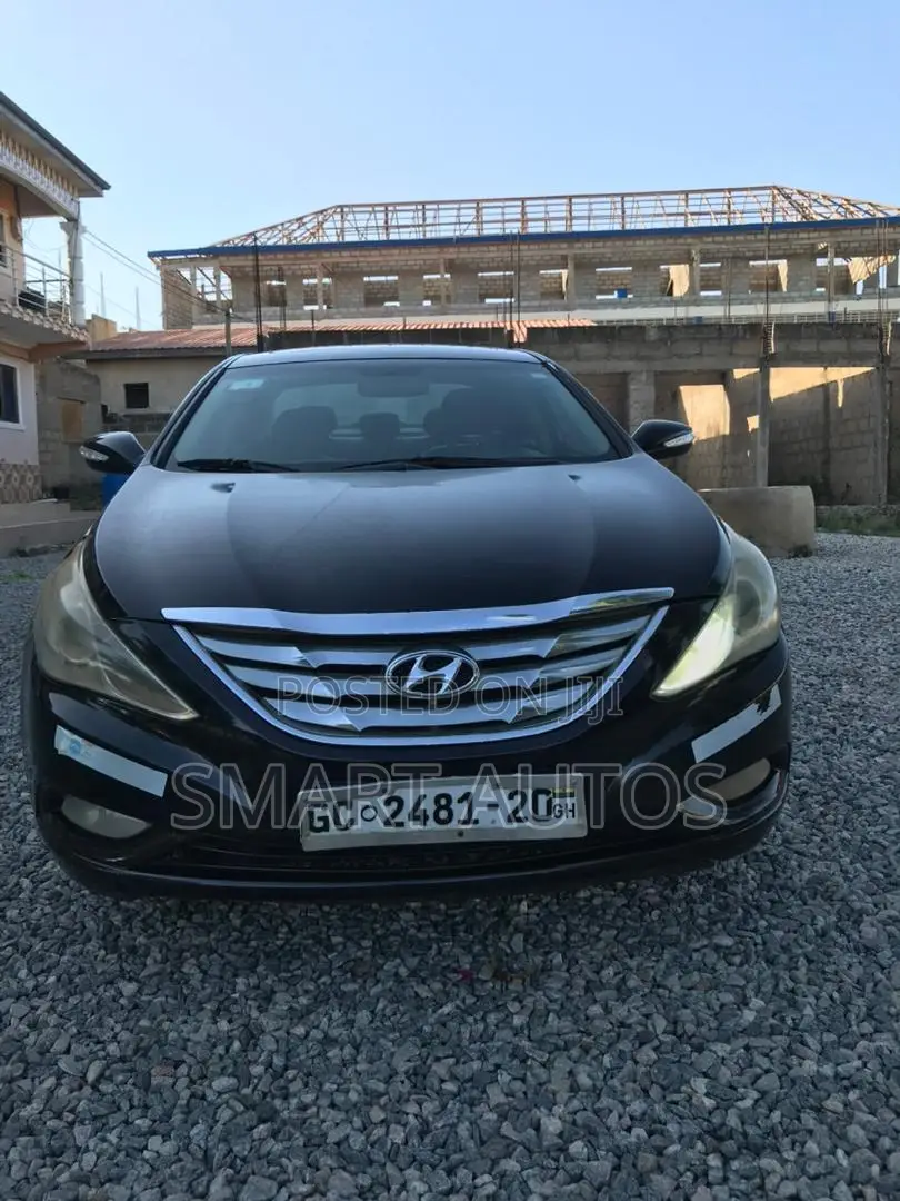 Hyundai Sonata Limited 2.0T Sedan (2.0L 4cyl 6A) 2012 Black