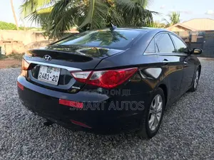 Hyundai Sonata Limited 2.0T Sedan (2.0L 4cyl 6A) 2012 Black