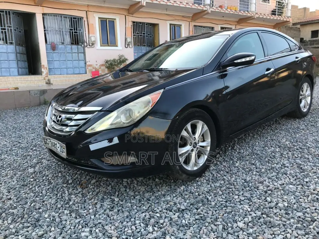 Hyundai Sonata Limited 2.0T Sedan (2.0L 4cyl 6A) 2012 Black