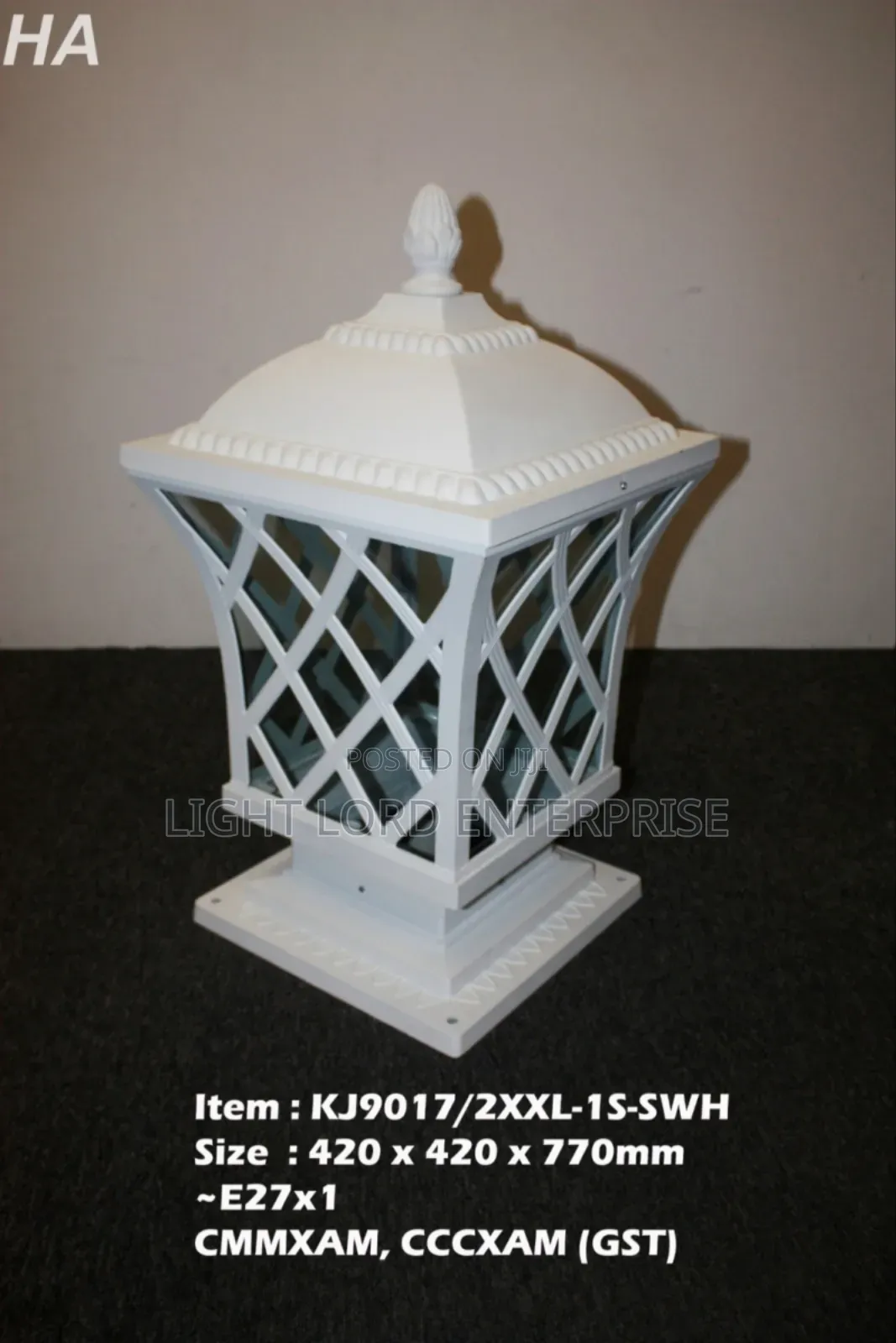 White Body Snow Resistant Gate Light