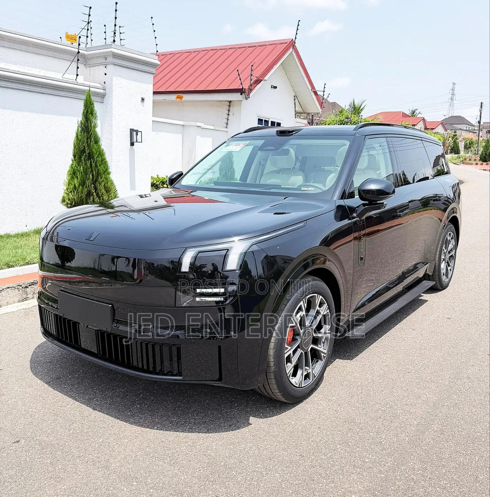 New Lynk & Co 900 2025 Black
