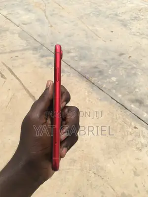 Apple iPhone XR 128 GB Red