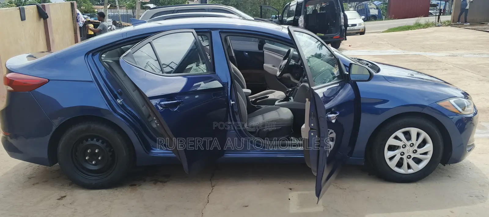 Hyundai Elantra Sport Sedan FWD (1.6L 4cyl 6M) 2017 Blue