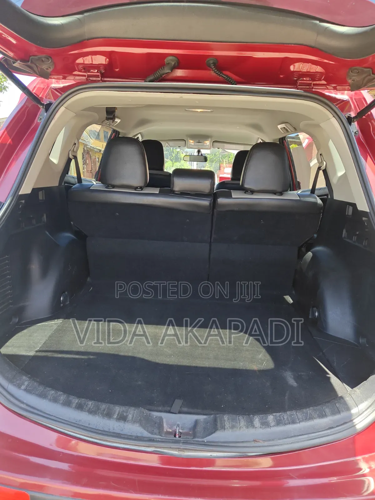 Toyota RAV4 XLE AWD (2.5L 4cyl 6A) 2016 Red