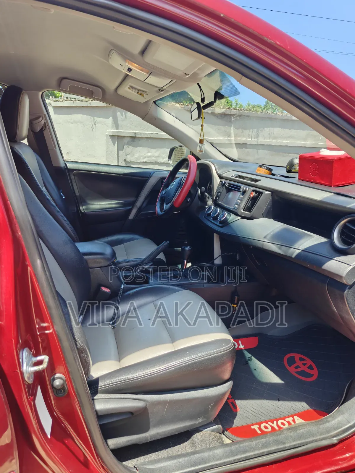 Toyota RAV4 XLE AWD (2.5L 4cyl 6A) 2016 Red