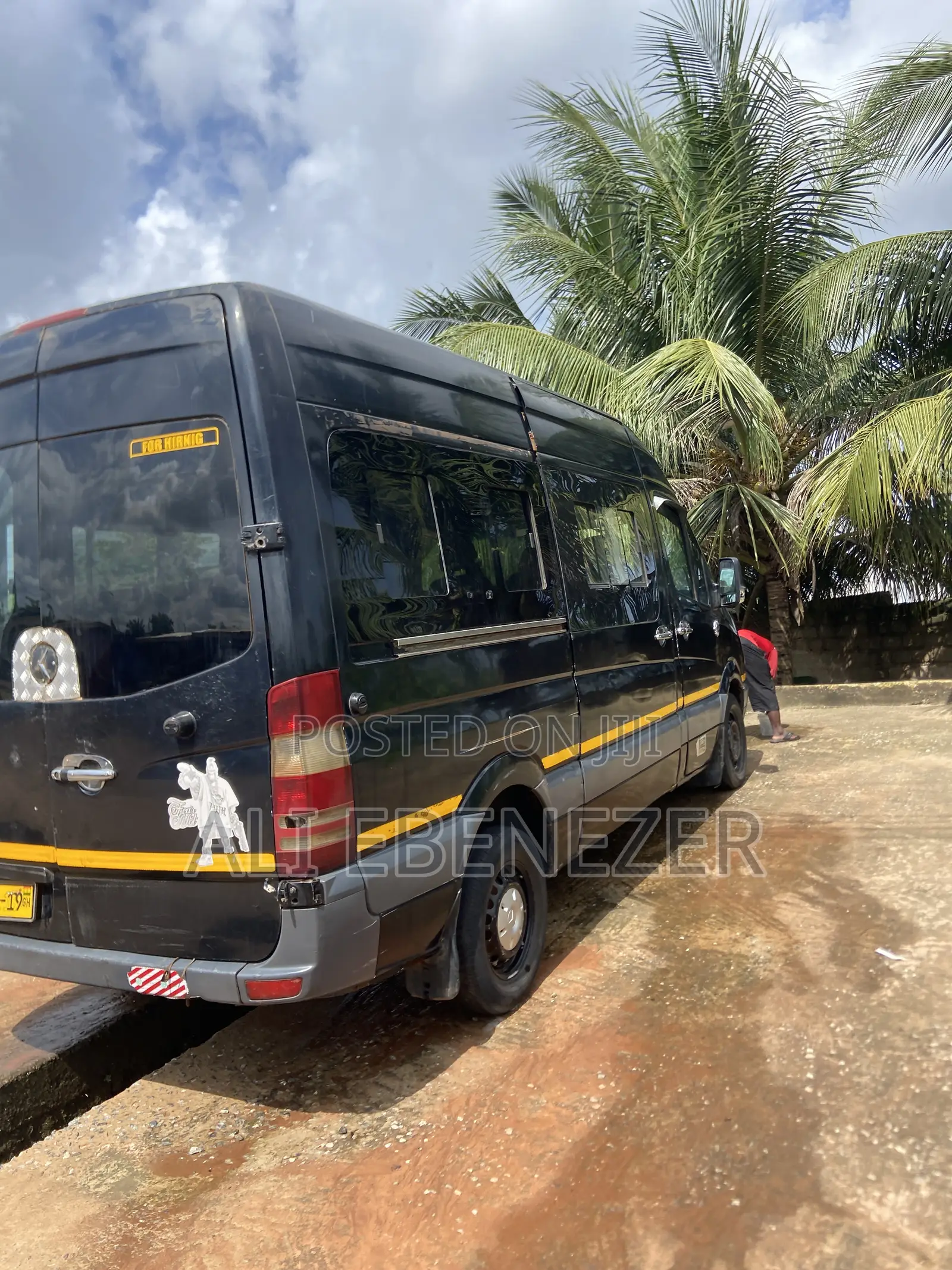 Mercedes-Benz Sprinter 2000 Black
