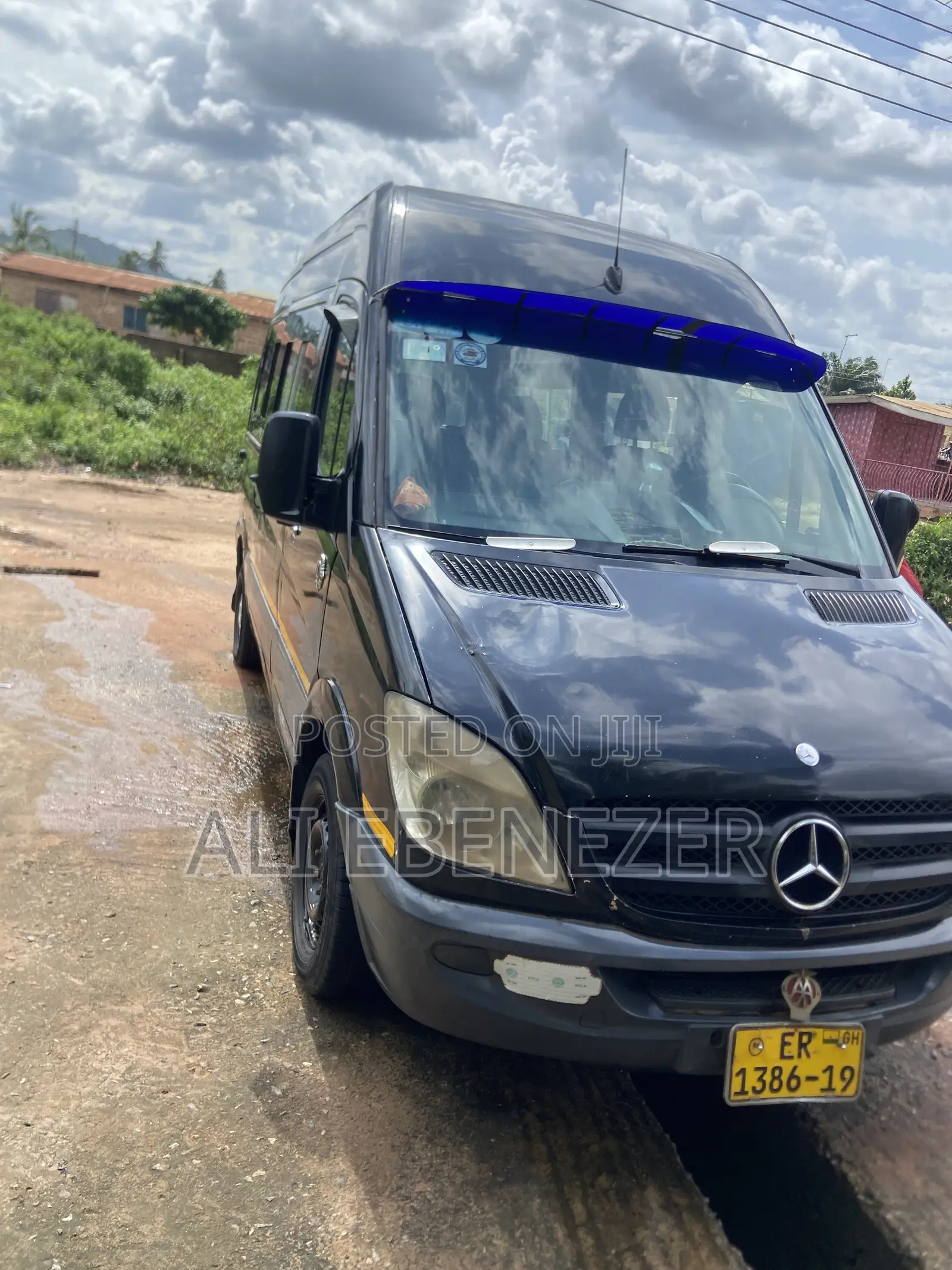 Mercedes-Benz Sprinter 2000 Black