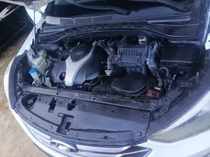 Hyundai Santa Fe 2015 White