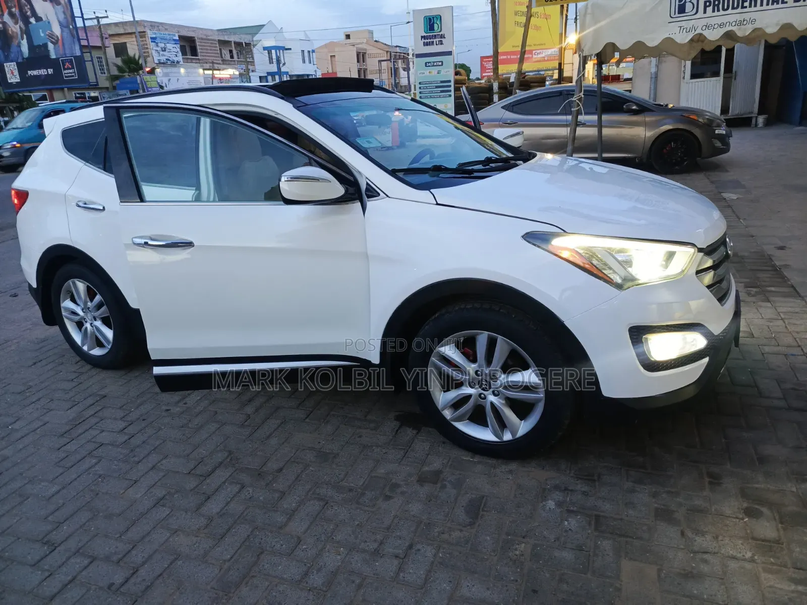 Hyundai Santa Fe 2015 White