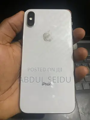 Apple iPhone X 64 GB White