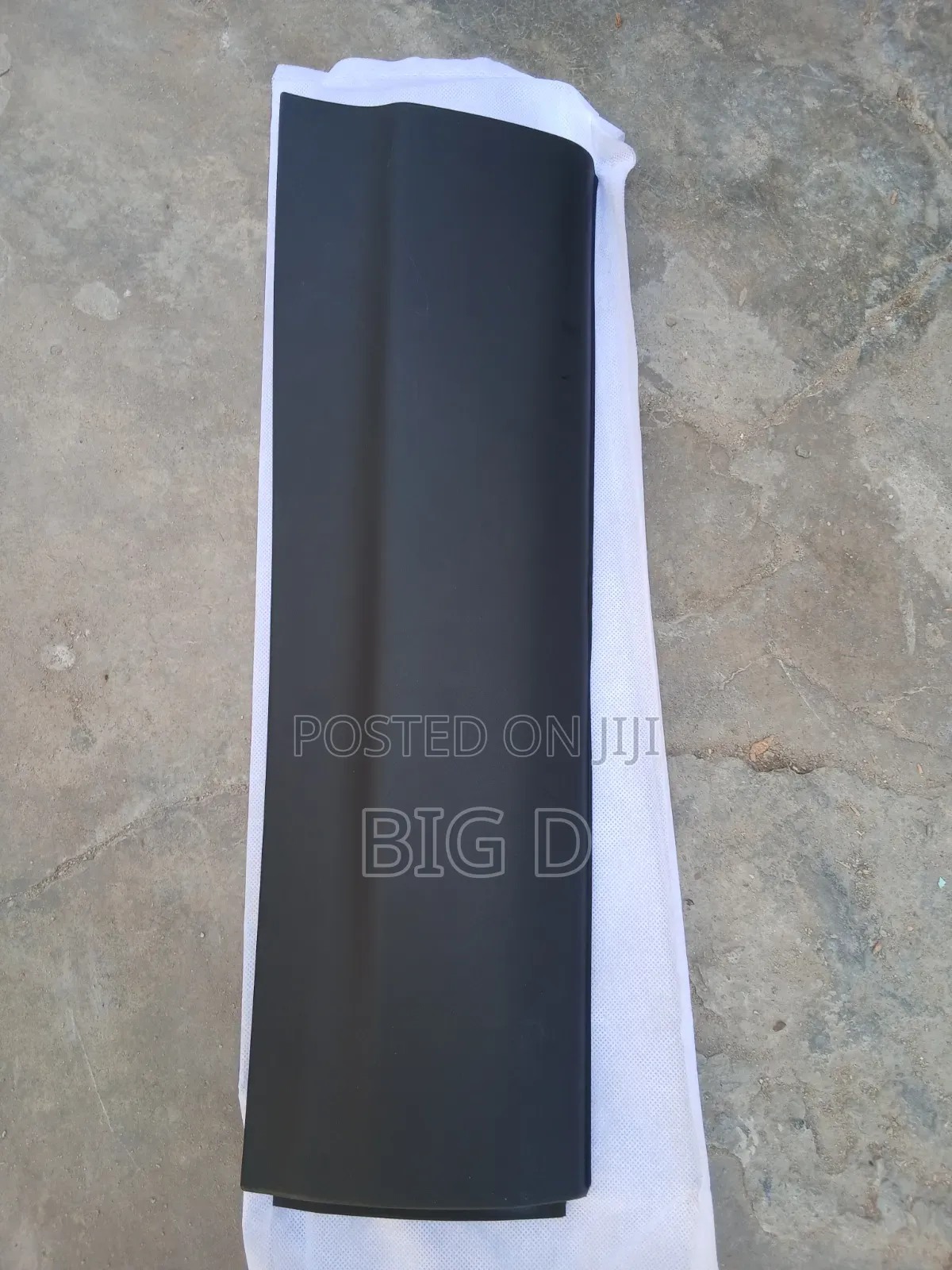Nissan Qashqai 2015 , 2016 ,2017,2018,2019 Back Door Moulding