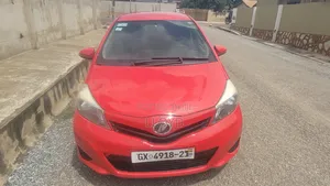 Toyota Vitz 2012 Red