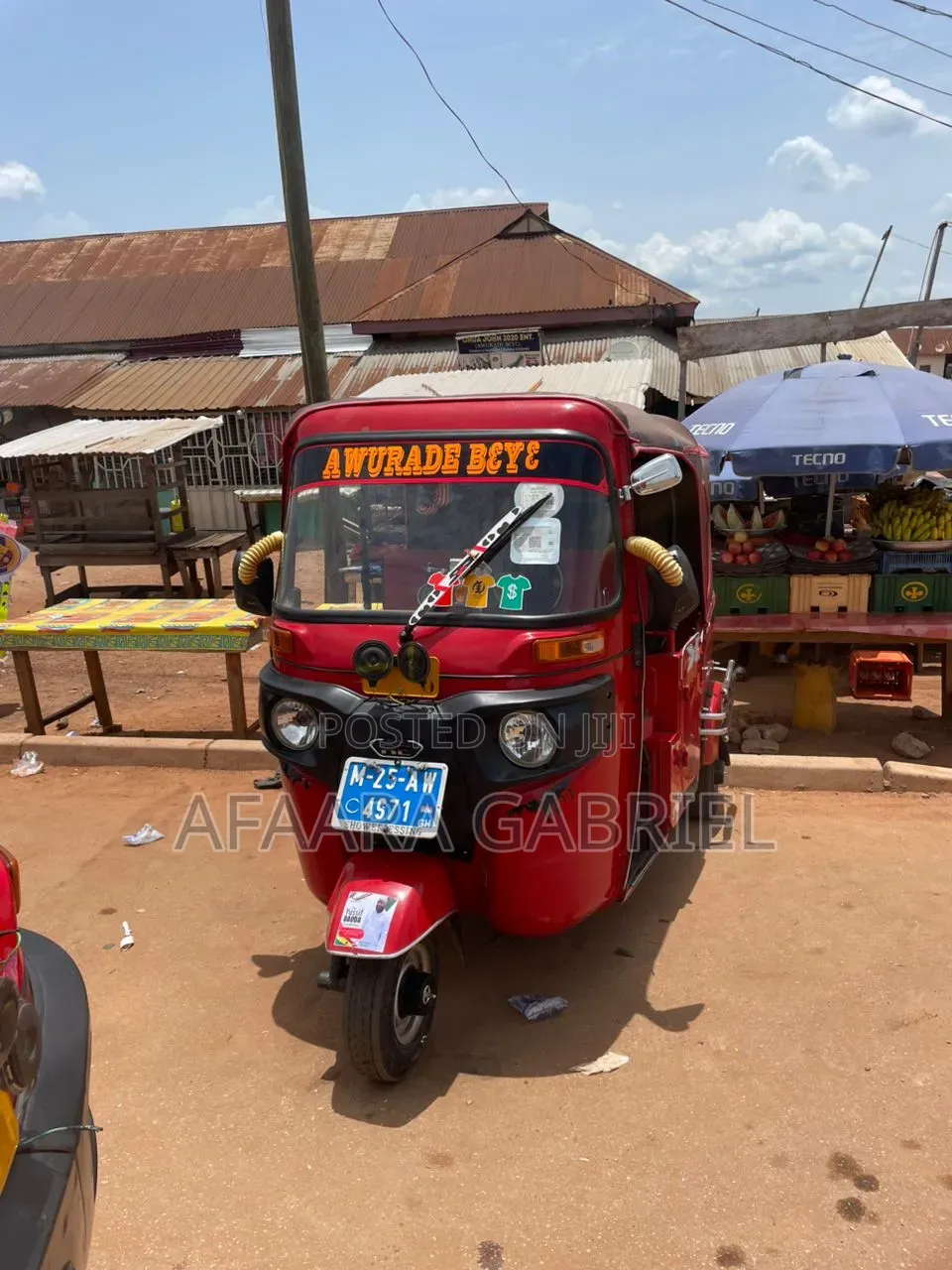 Bajaj RE 2025 Red