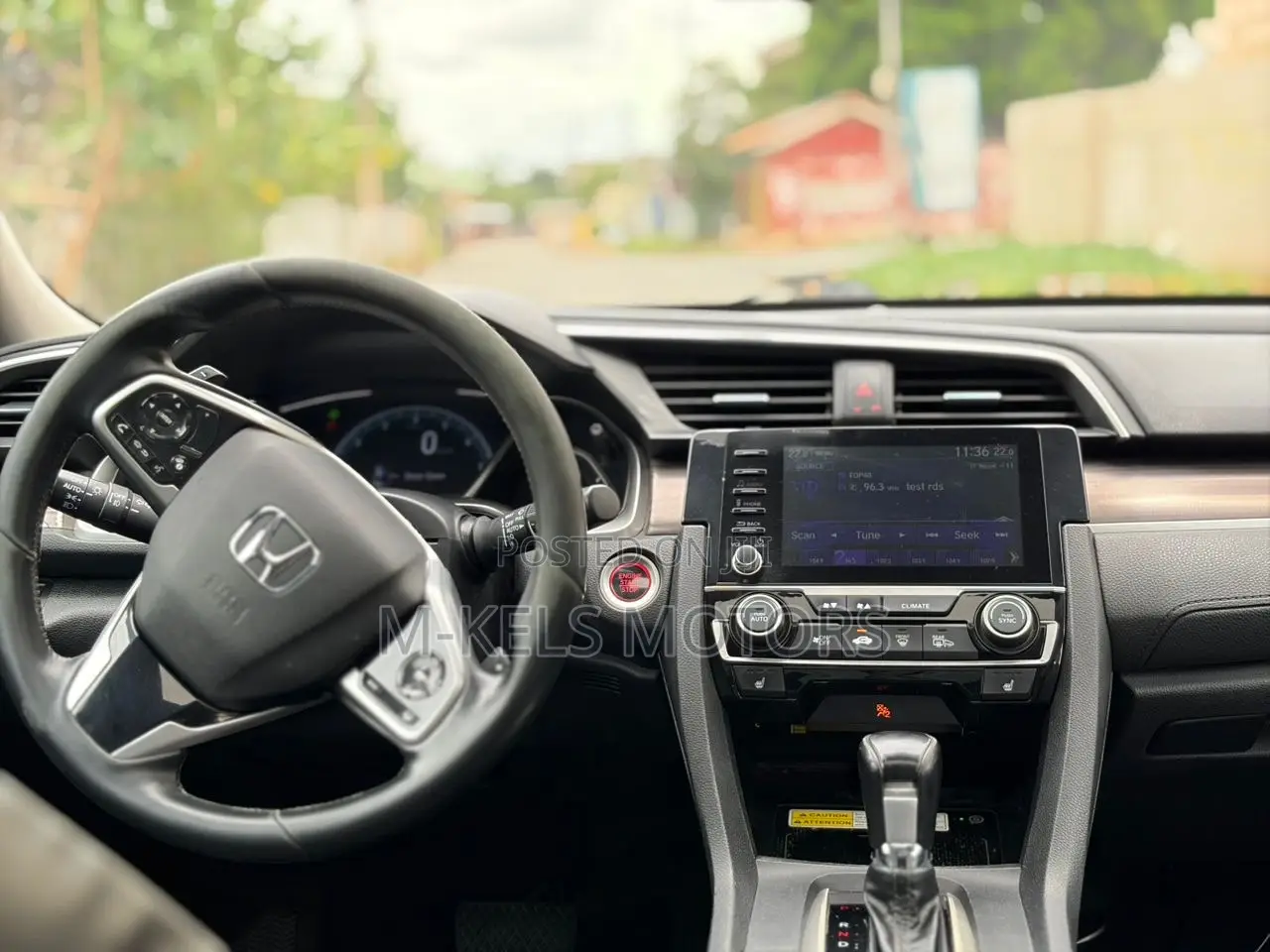 Honda Civic Touring Sedan 2019 Maroon