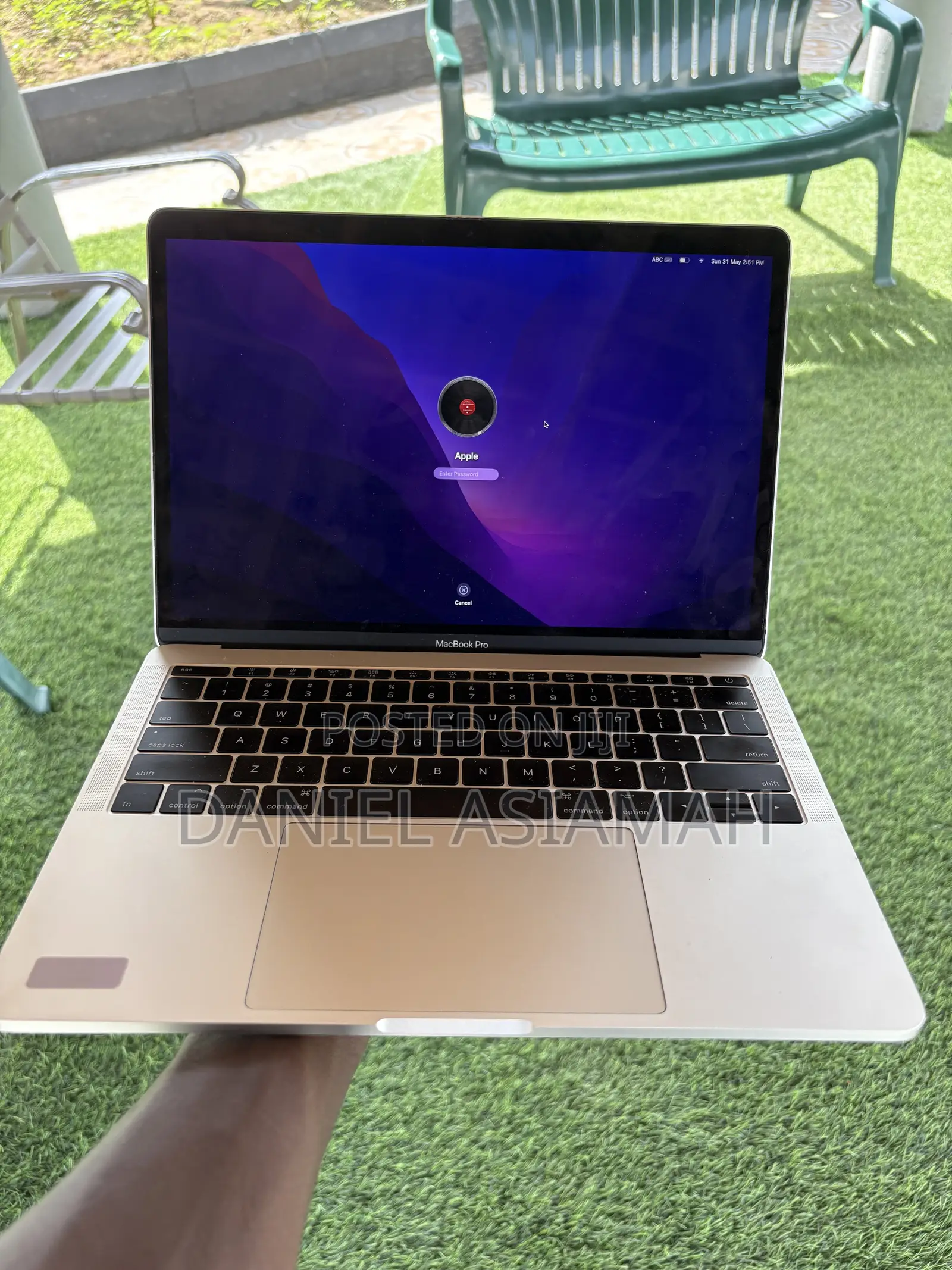 Laptop Apple MacBook Pro 2017 8GB Intel Core i5 SSD 256GB