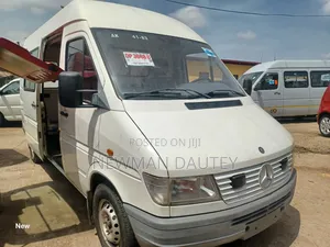 Mercedes-Benz Sprinter 2003 White