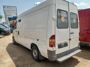 Mercedes-Benz Sprinter 2003 White