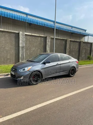 Hyundai Accent 2015 Green