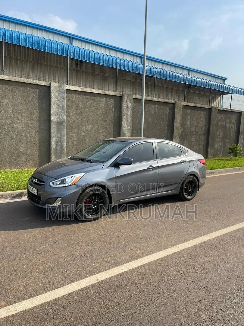 Hyundai Accent 2015 Green