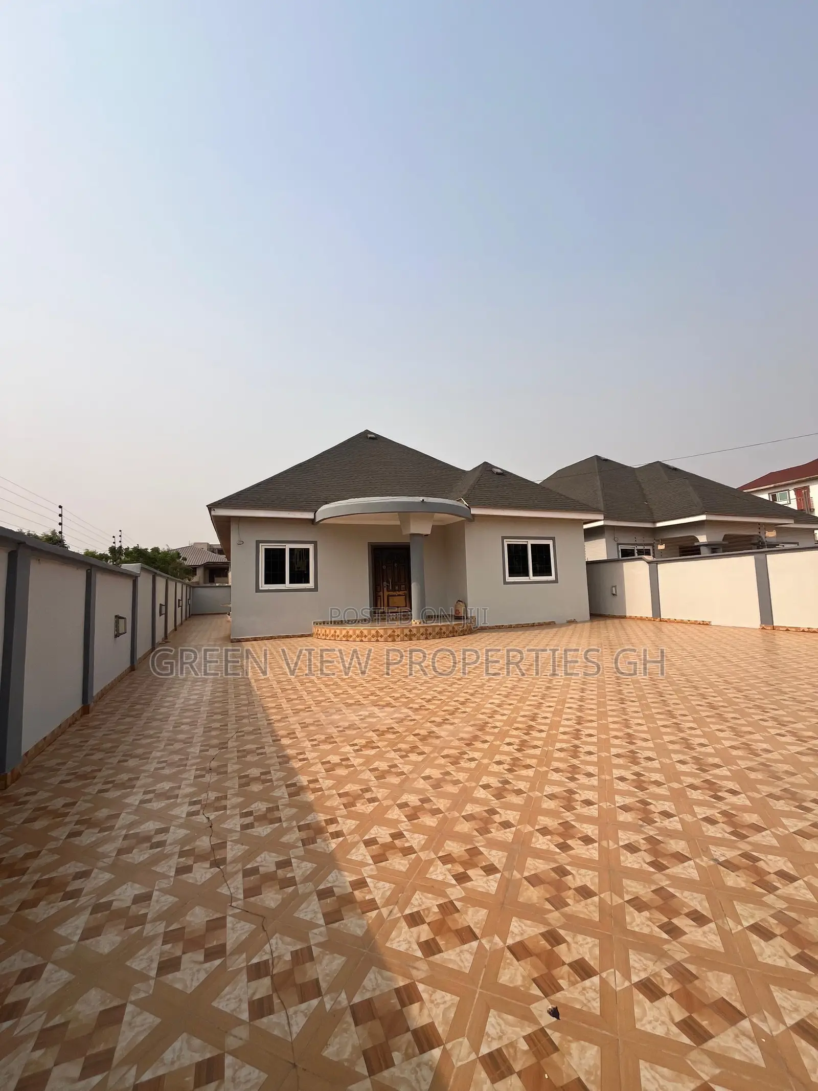 3bdrm House in Ashaley Botwe for rent