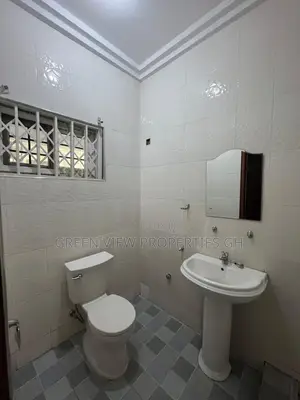 3bdrm House in Ashaley Botwe for rent