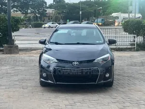 Toyota Corolla 2016 Black