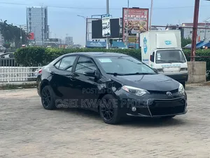 Toyota Corolla 2016 Black
