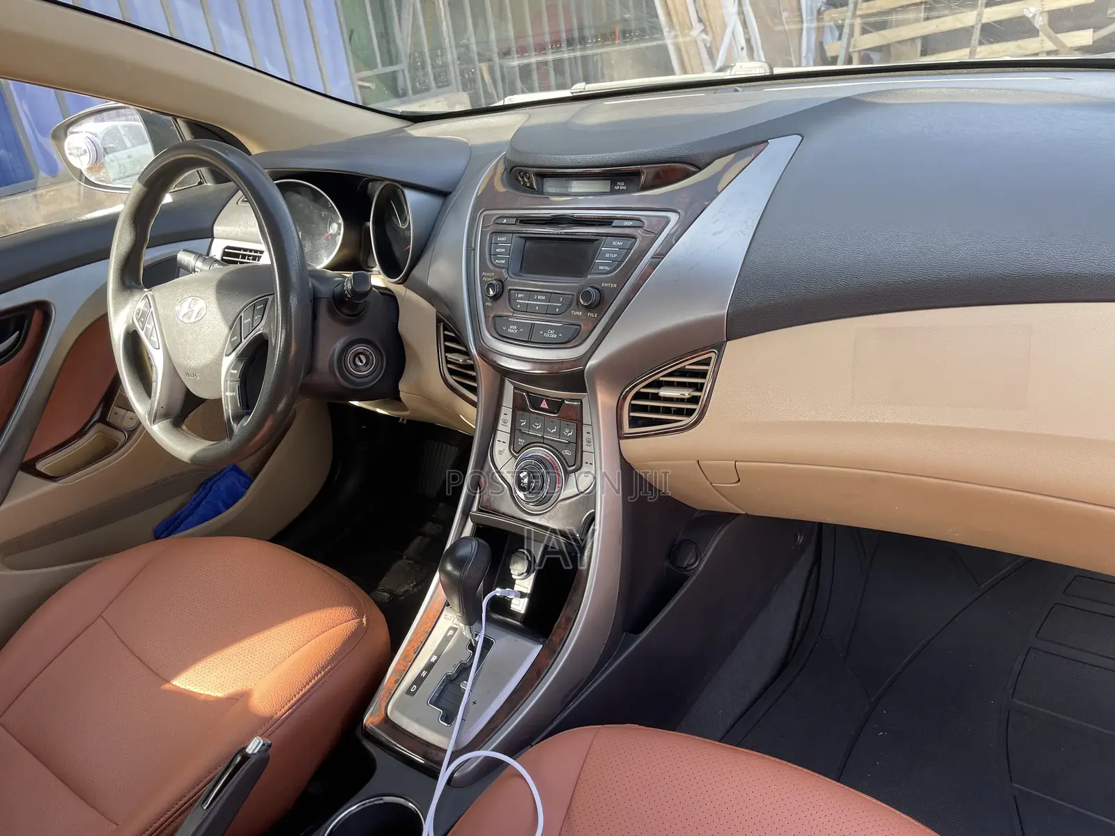 Hyundai Elantra 2013 Gray