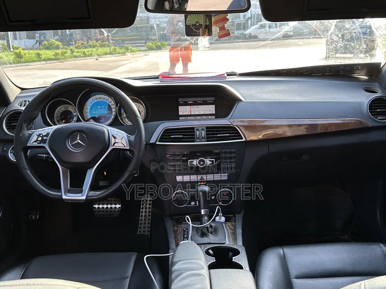 Mercedes-Benz C250 2014 Red