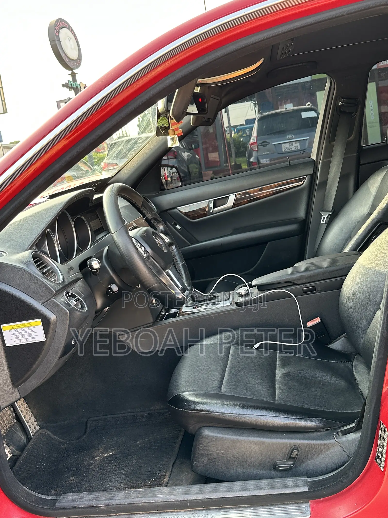 Mercedes-Benz C250 2014 Red
