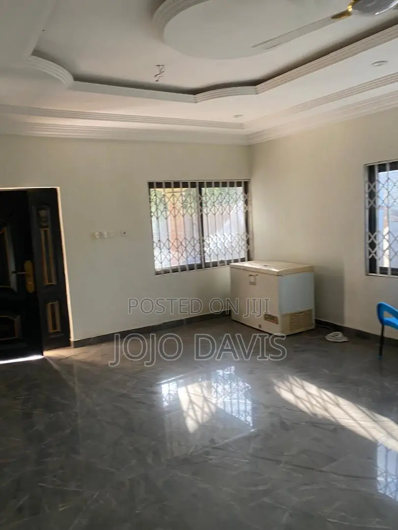 2bdrm Apartment in 2 Bedrooms For Rent, New-Juaben Municipal for rent