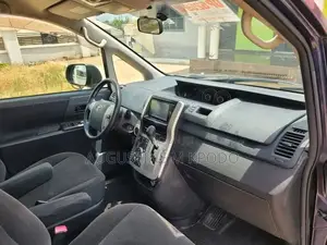 Toyota Voxy 2013 Blue