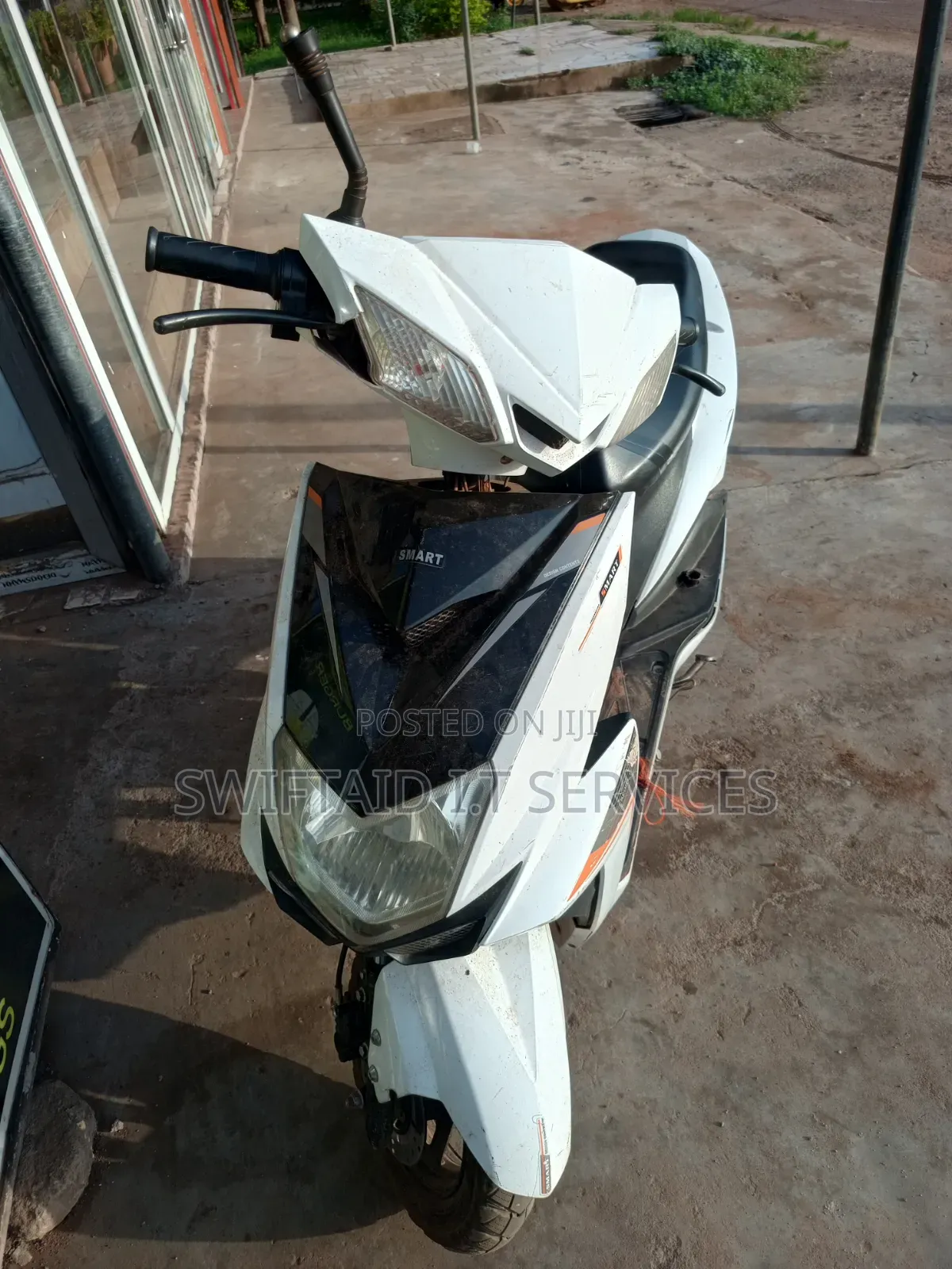 Motorcycle 2025 White