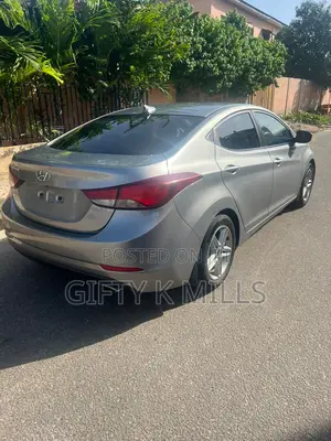 Hyundai Elantra Sport Sedan FWD (2.0L 4cyl 6A) 2016 Gray