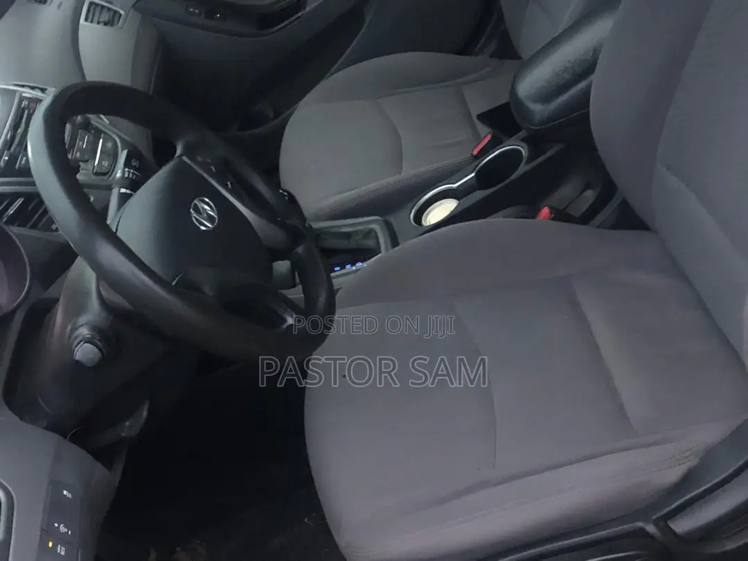 Hyundai Elantra Limited PZEV 4dr Sedan (1.8L 4cyl 6A) 2015 Silver