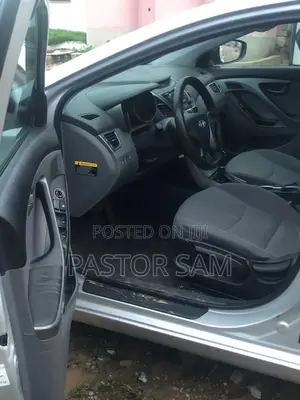 Hyundai Elantra Limited PZEV 4dr Sedan (1.8L 4cyl 6A) 2015 Silver