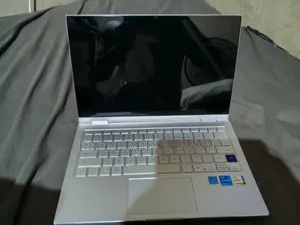 Laptop Samsung Galaxy Book 2 8GB Intel Core i5 SSD 512GB