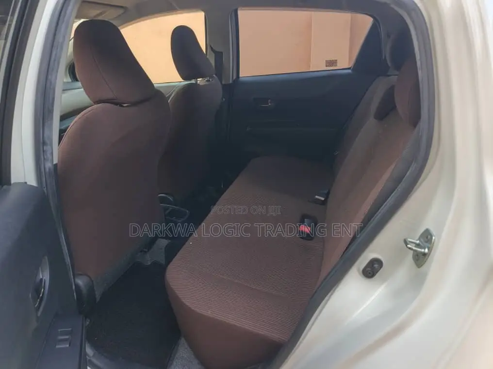 Toyota Vitz 2013 White