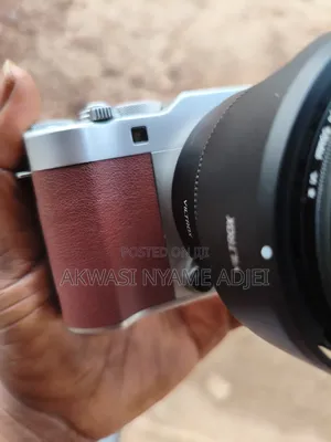Fujifilm X-A3