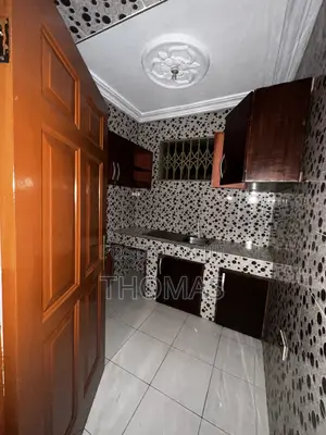 2bdrm Apartment in Adenta School, Barrier for rent